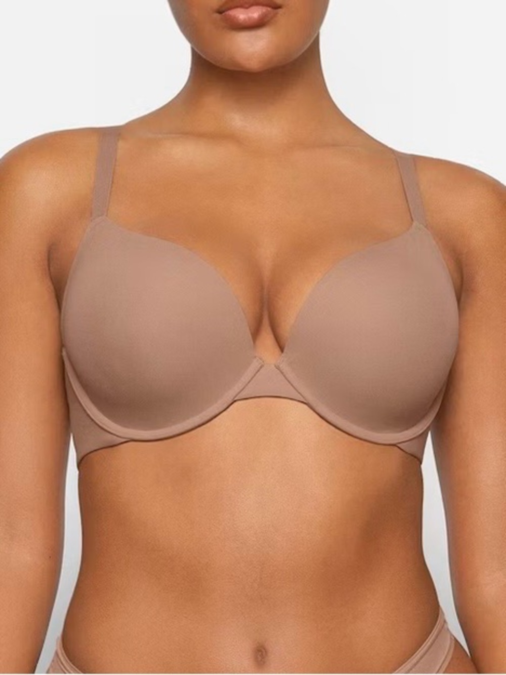 SKIMS Fits Everybody T Shirt Bra Clay color